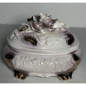 Hand painted Capodimonte Flowers White Gold Footed Covered Dish